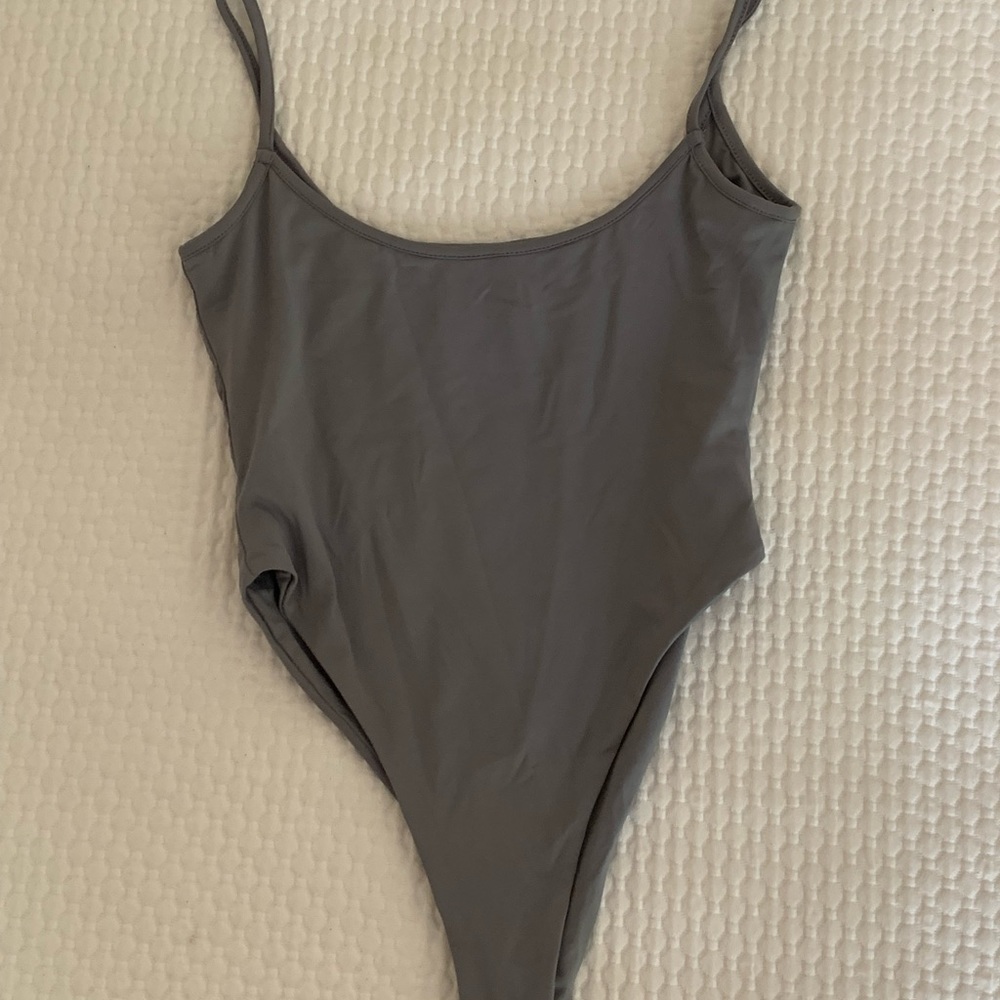 Meshki Bodysuit - Picture 5 of 6